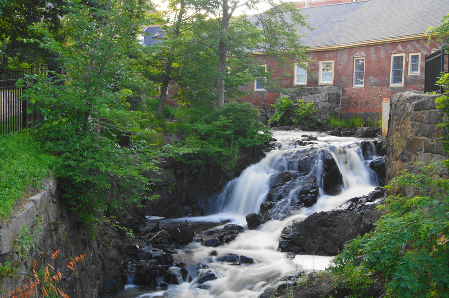 Amesbury, MA Real Estate and Community Guide